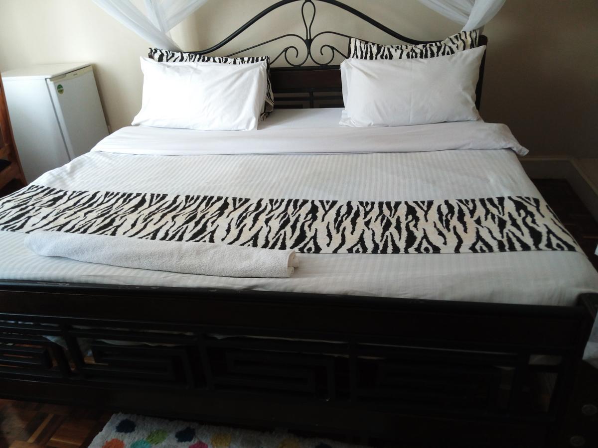 Kijiji Homestay Найроби Екстериор снимка