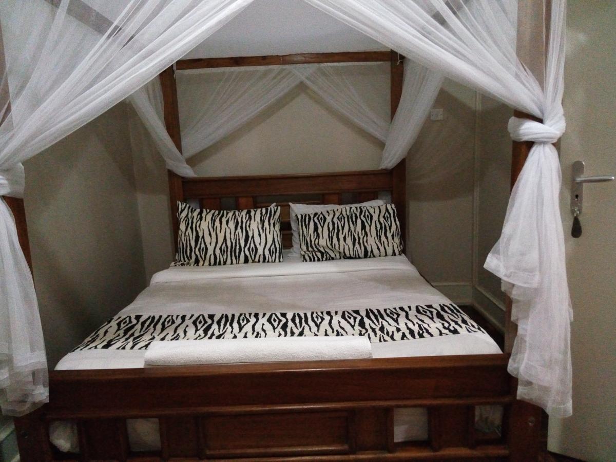 Kijiji Homestay Найроби Екстериор снимка